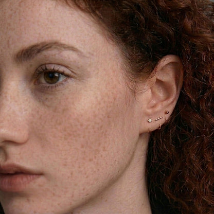 Aretes de Aro Eternos de Moissanita - 2mm